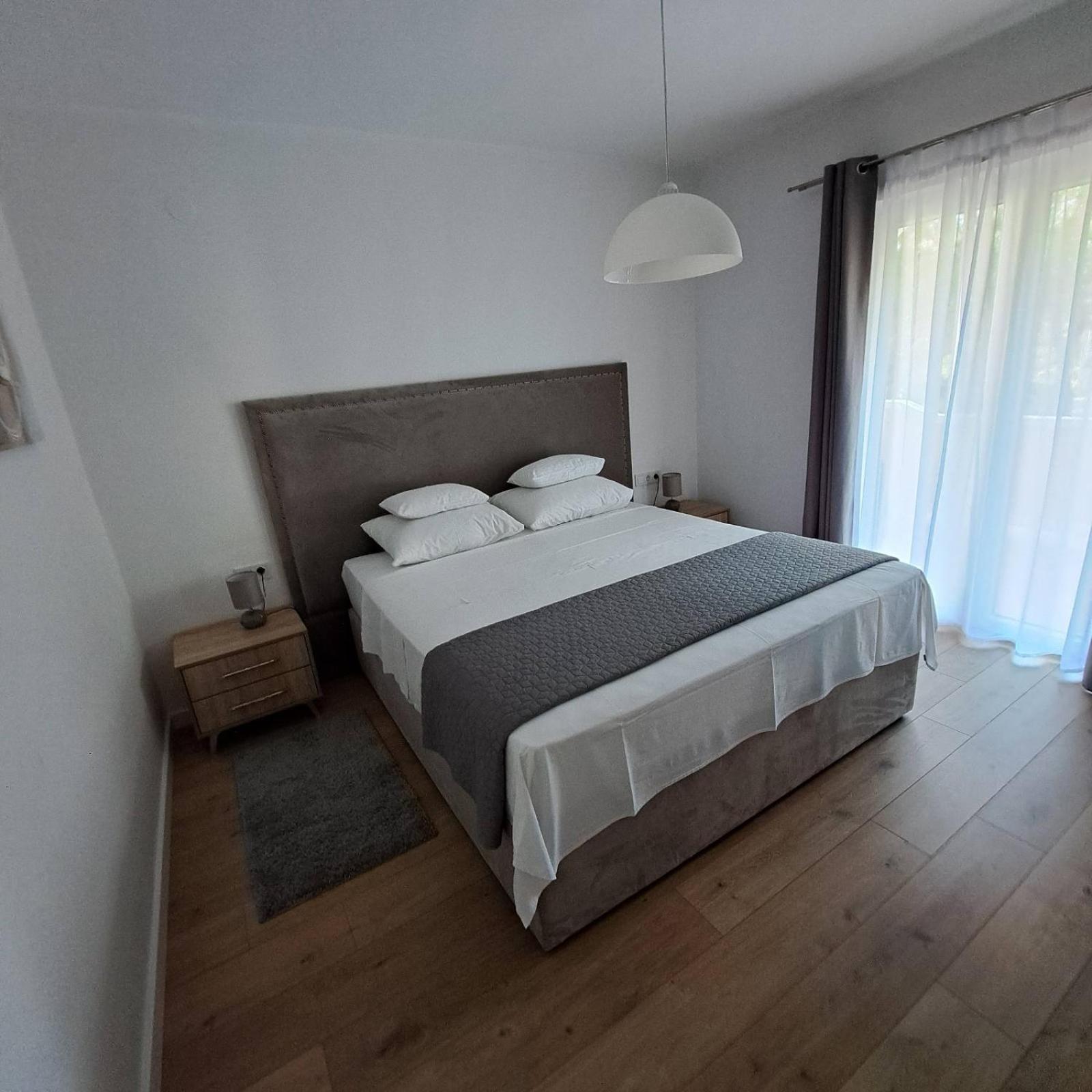 Apartments Marijana Rab Town Exterior photo